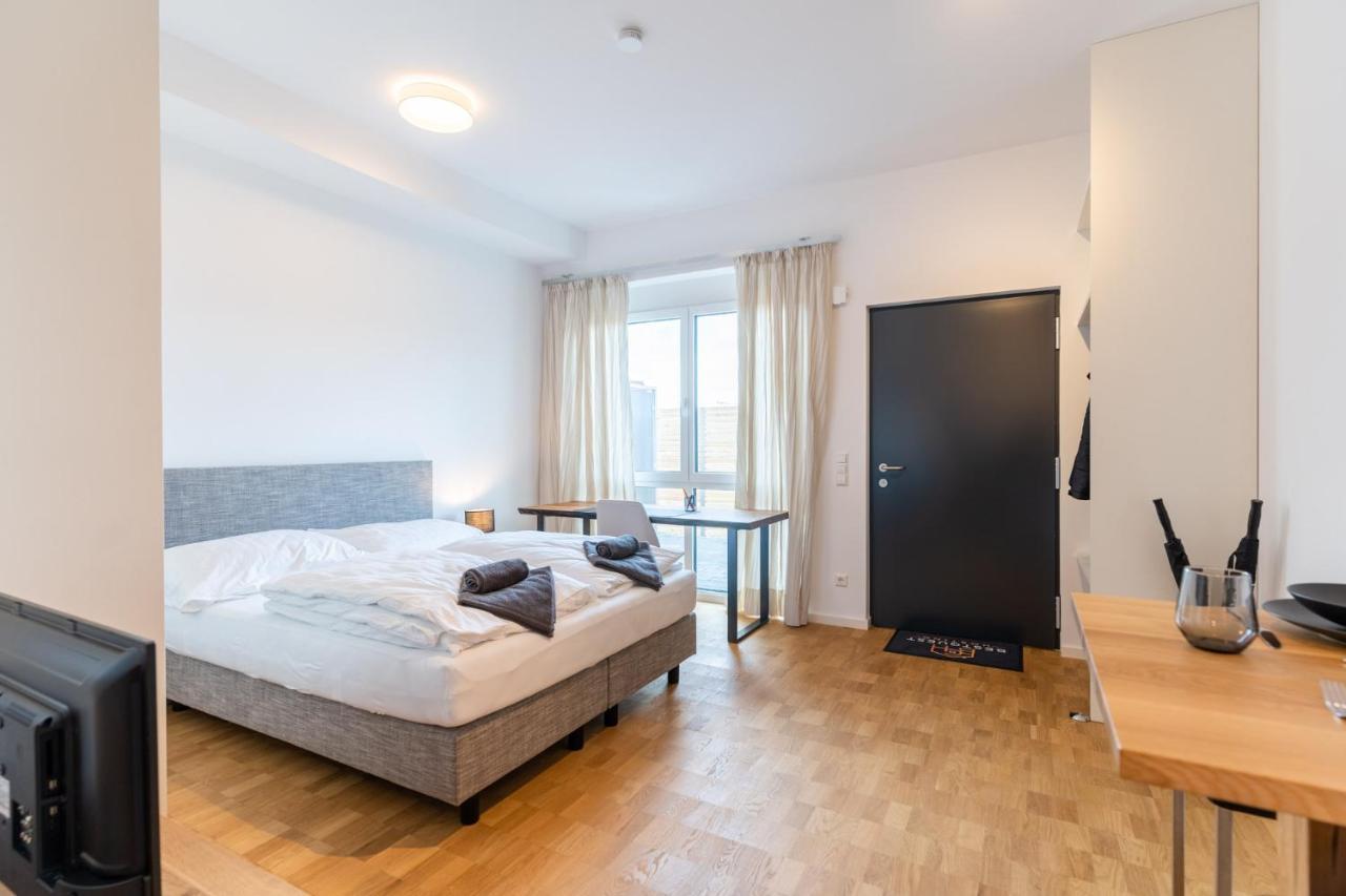Handmade I Modern I Luxury I Kitchen I Home Office I Parkplatz Holzgerlingen Exterior foto